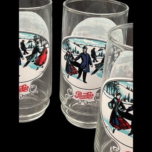 Pepsi Cola Soda Winter Scene Clear Skating Victorian 1980s Drinking Glasses - Picture 7 of 12
